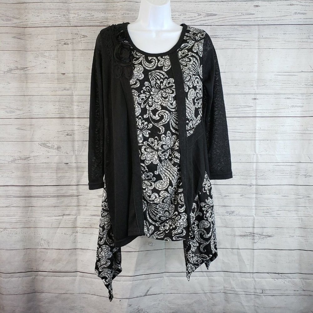 Pretty Angel Womens Tunic Top Sz Small Black Silver Floral Asymmetrical Hem